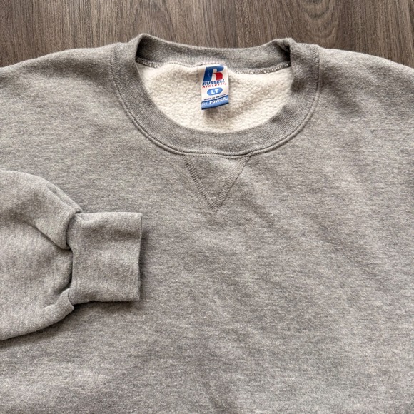 Russell Athletic Other - Russell Athletic Dri-Power Crewneck Sweatshirt Mens LT Gray V-Stitch Vintage